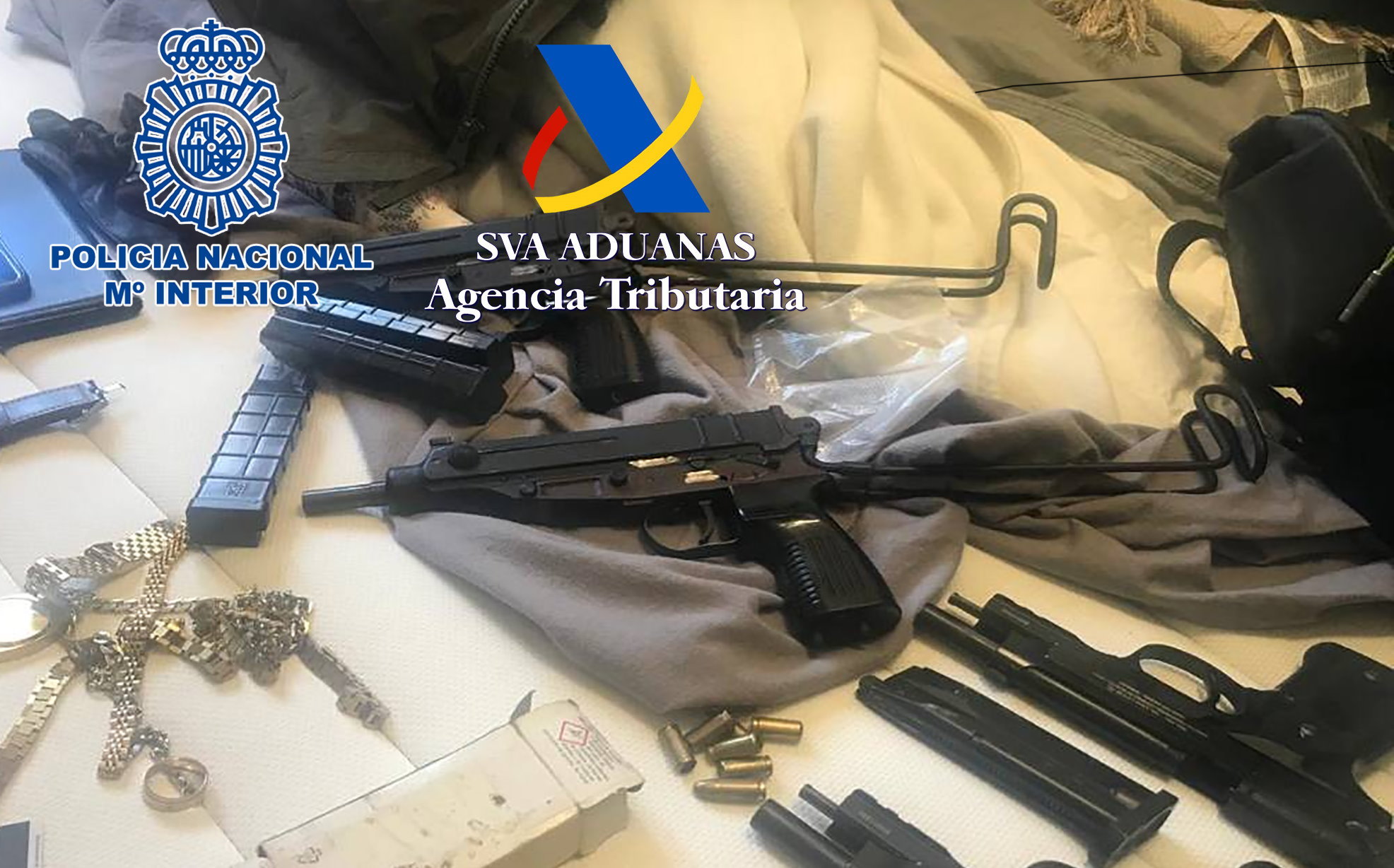 Armas, drogas... En la operación participaron 200 agentes policiales.