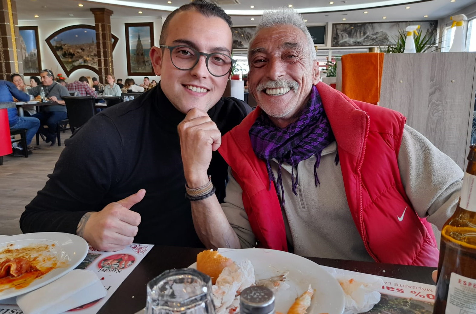 El Capi, a la derecha, junto a su sobrino Ventura.