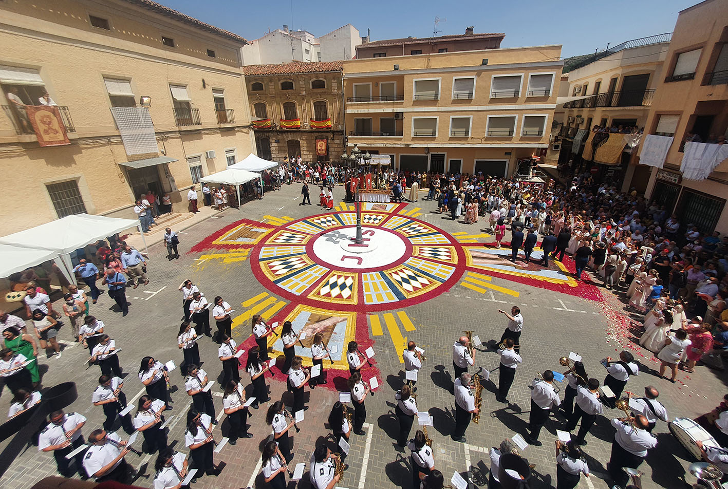 Elche de la Sierra.