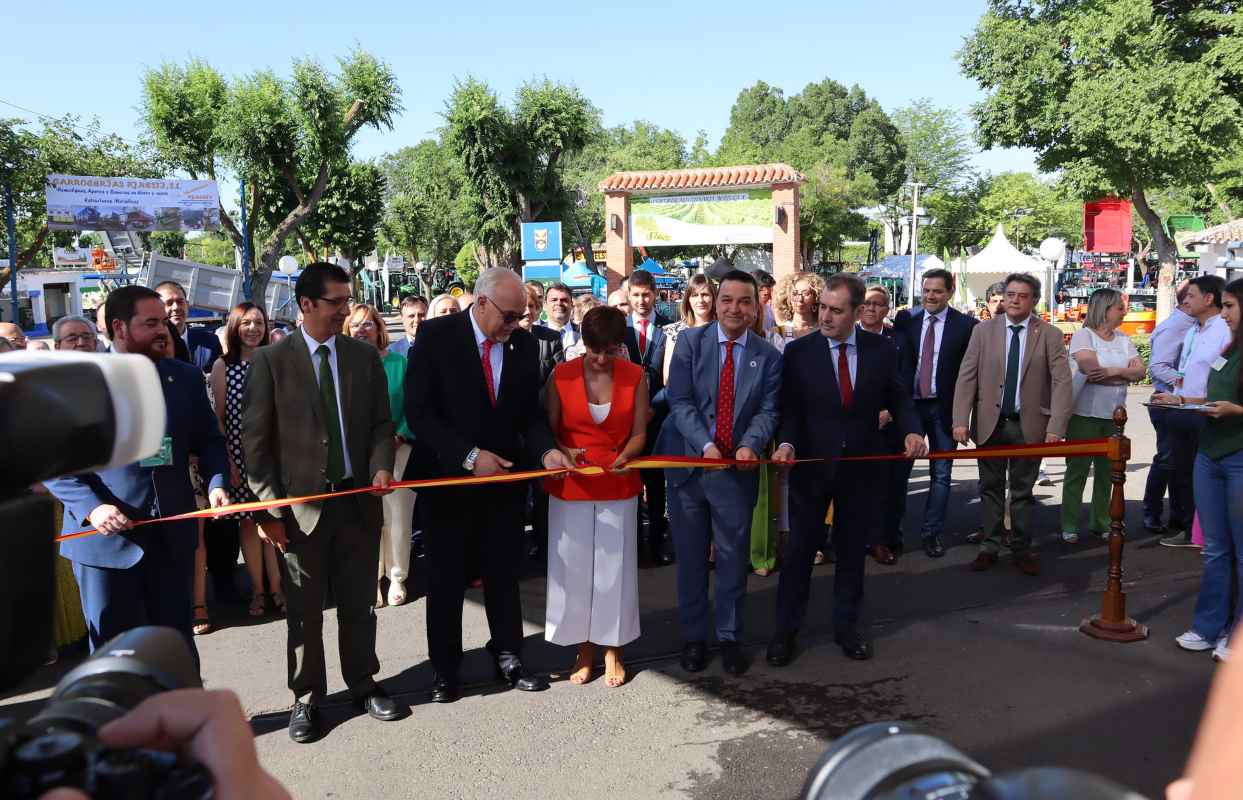 Inauguración de Fercam en Manzanares.