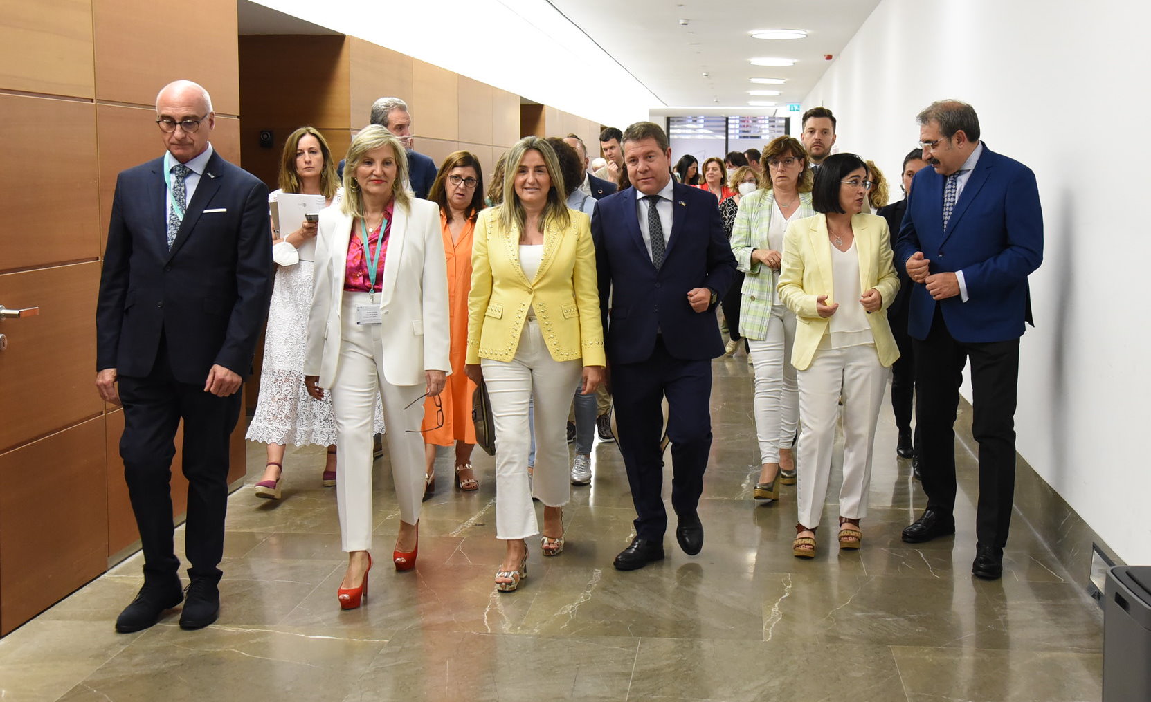 Page, junto a Tolón y otros asistentes al congreso de enfermeras gestoras que tiene lugar en Toledo.