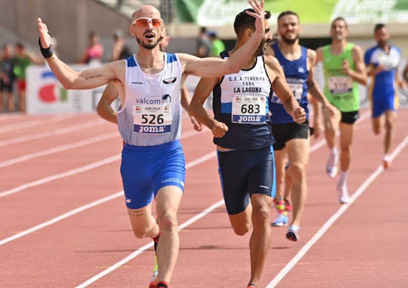 Pedro Julián Moreno, llegando a meta. Foto: Valdepeñas Athletics Club-Sistemas Valcom.