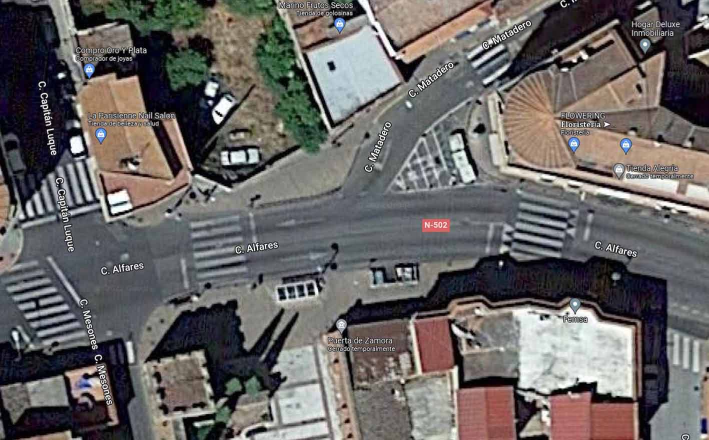 Un hombre que sufrió un paro cardiaco en la calle Matadero fue salvado por la Policía Local. Imagen: Google Maps.