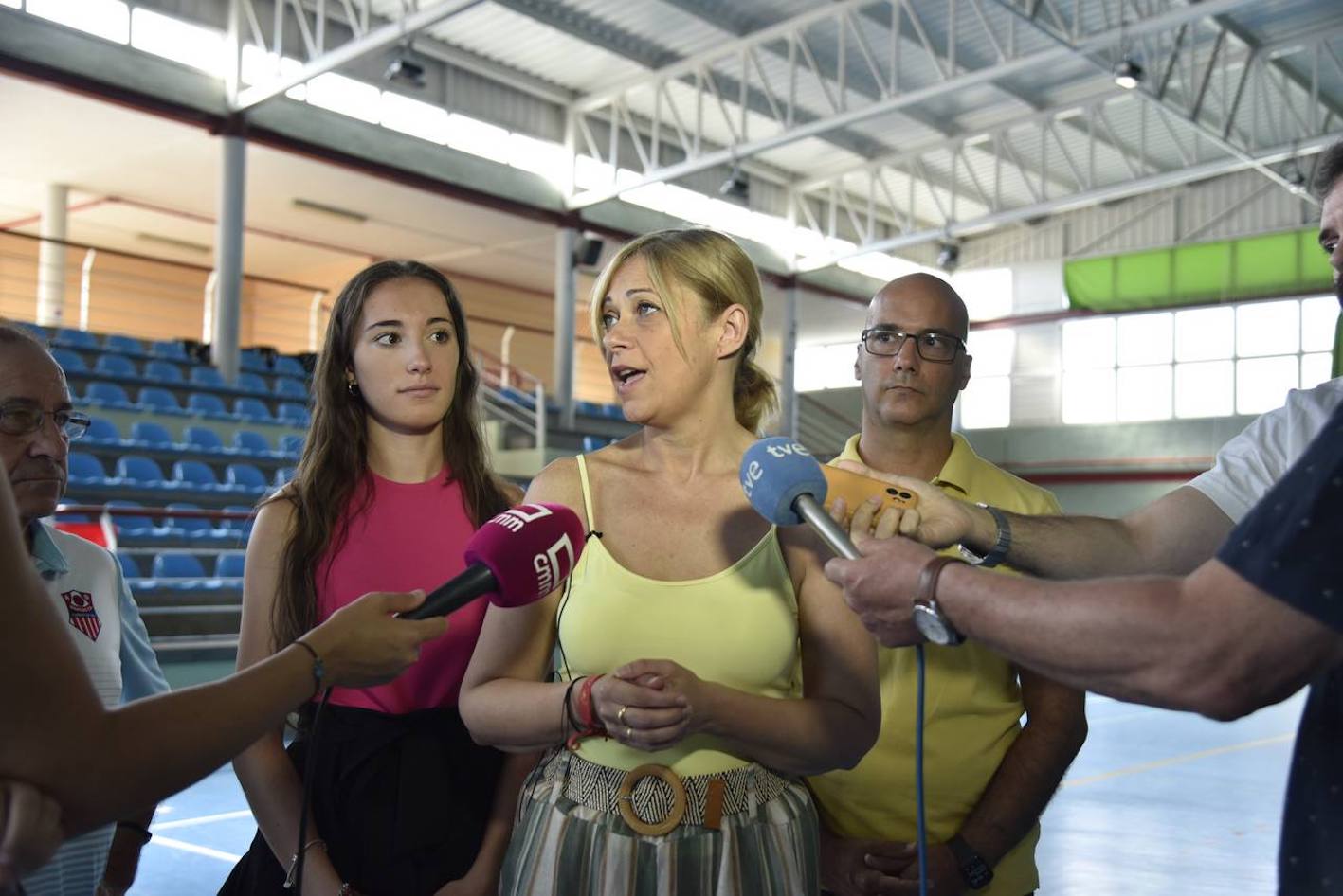 Carmen Picazo se reunió con el presidente de la AD Bargas.