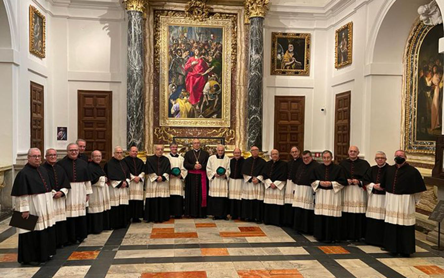 En la imagen, todos los miembros del Cabildo de la Catedral de Toledo.