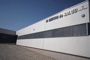 Una doctora fue agredida en el centro de salud de Camarena por dos pacientes.