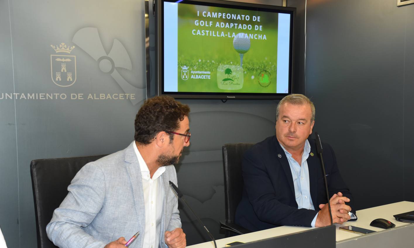 Presentación del I Campeonato de Golf Adaptado de CLM en el Ayuntamiento de Albacete.