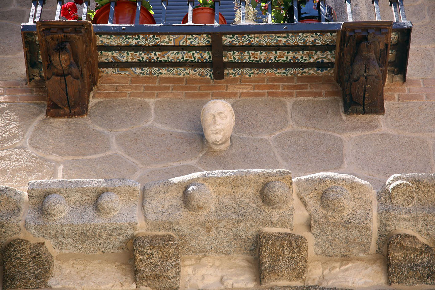 Detalle de la fachada del Palacio de los Toledo.