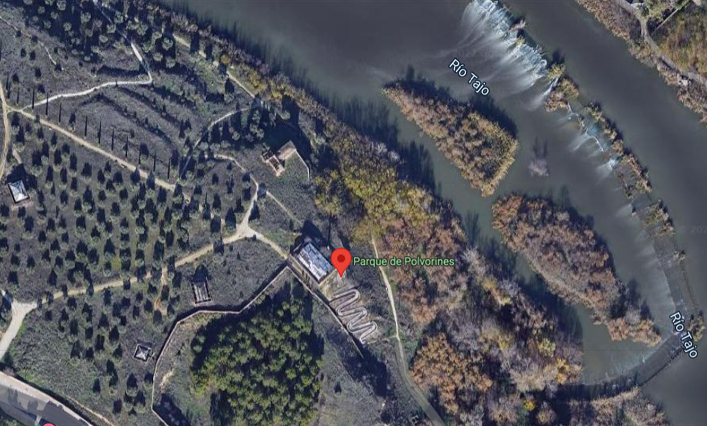 Vista aérea del parque de Polvorines, al lado del Tajo y cerca de la avenida de la Cava, en Toledo.