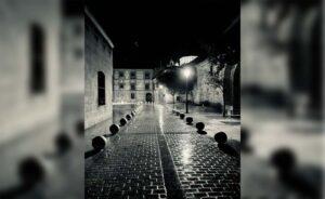 ©️Fotografía Ganadora del Concurso “Los 22 lugares del 22” de Turismo Castilla-La Mancha. Autor: Carol Vázquez. Título: Talavera en blanco y negro.