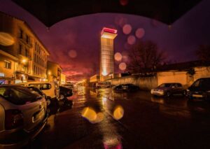 ©️Fotografía Ganadora del Concurso “Los 22 lugares del 22” de Turismo Castilla-La Mancha. Localización: Socuéllamos. Autor: María Dolores Gómez Alcolea. Título: "Torre del vino".