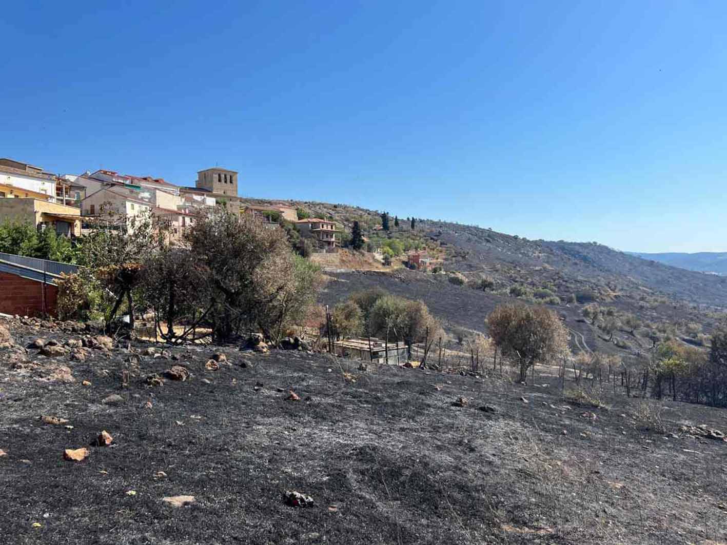 Entrada de Valdepeñas de la Sierra. Foto: María Gil.