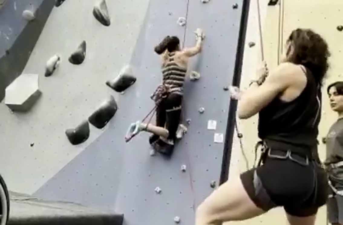 Isabel Fernández hace escalada