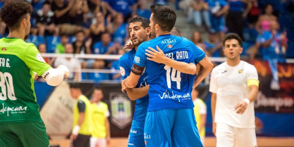 El Viña Albali Valdepeñas, celebrando uno de sus goles. Foto: @aurecape, Viña Albali Valdepeñas.