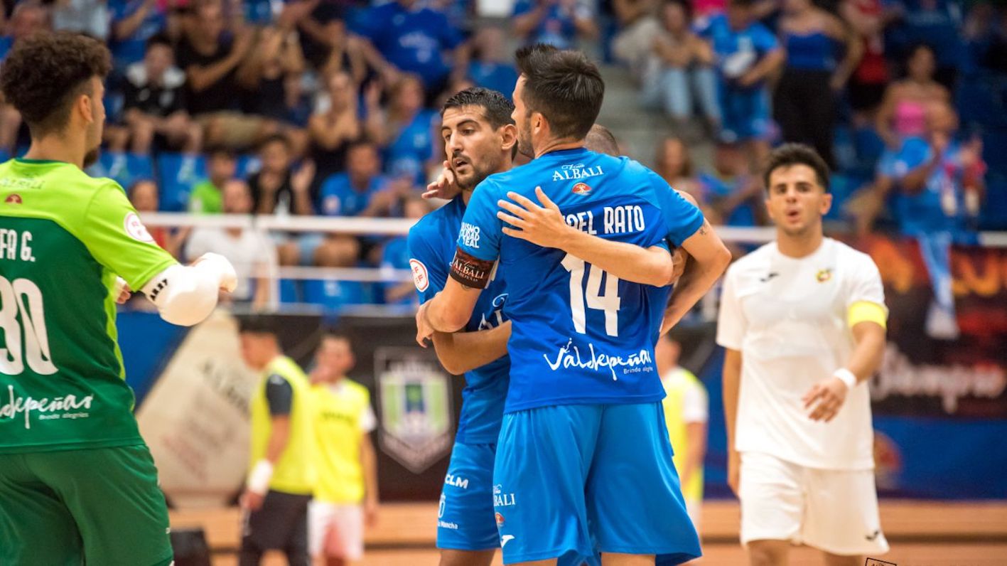 El Viña Albali Valdepeñas, celebrando uno de sus goles. Foto: @aurecape, Viña Albali Valdepeñas.