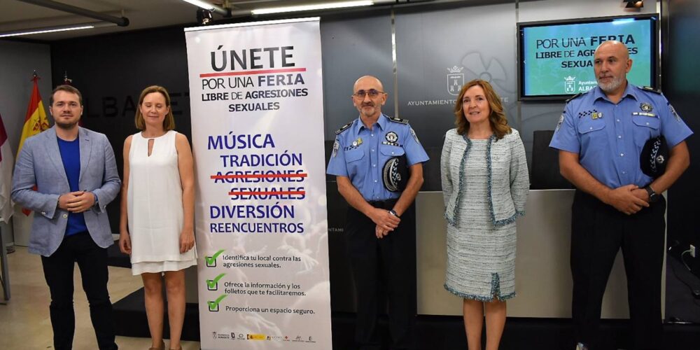 El Ayuntamiento de Albacete y la APEHT lanzan una nueva campaña para evitar las agresiones sexuales en la Feria 2022.