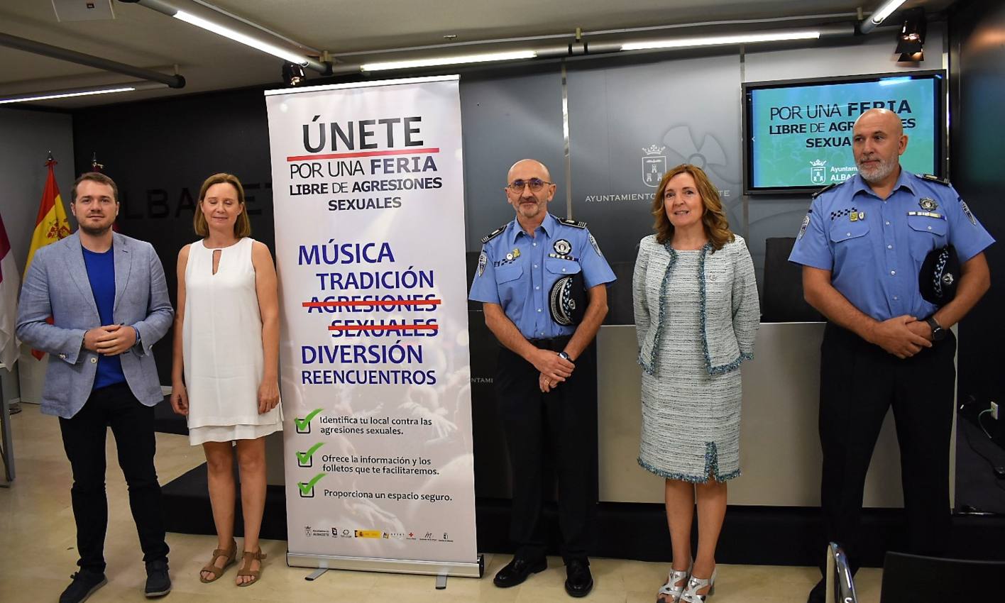 El Ayuntamiento de Albacete y la APEHT lanzan una nueva campaña para evitar las agresiones sexuales en la Feria 2022.