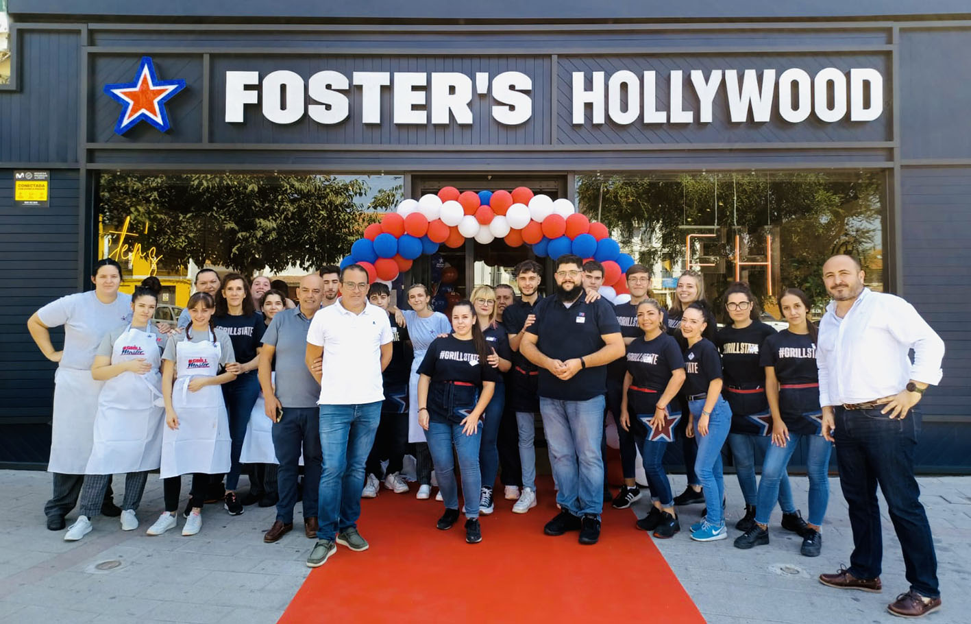 Plantilla del nuevo Foster´s Hollywood de Illescas.