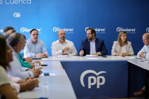 Núñez se ha reunido en Cuenca con los diputados y senadores castellanomanchegos del PP.