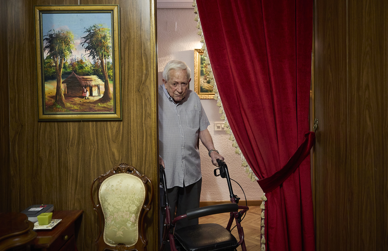 Foto de archivo del sacerdote Aurelio de León. Foto: EFE/Manu Reino.