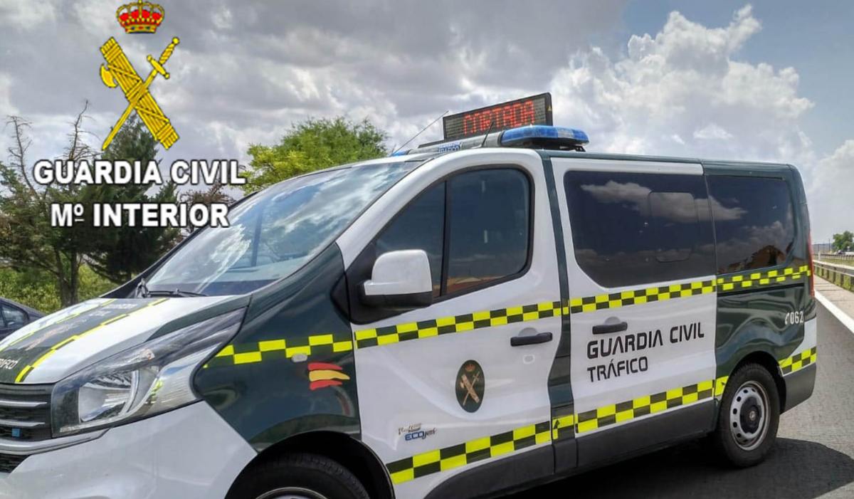 Vehículo de Guardia Civil de Tráfico