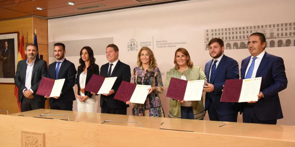 Firma del protocolo de colaboración para el proyecto de desdoblamiento de la N-V en Talavera.