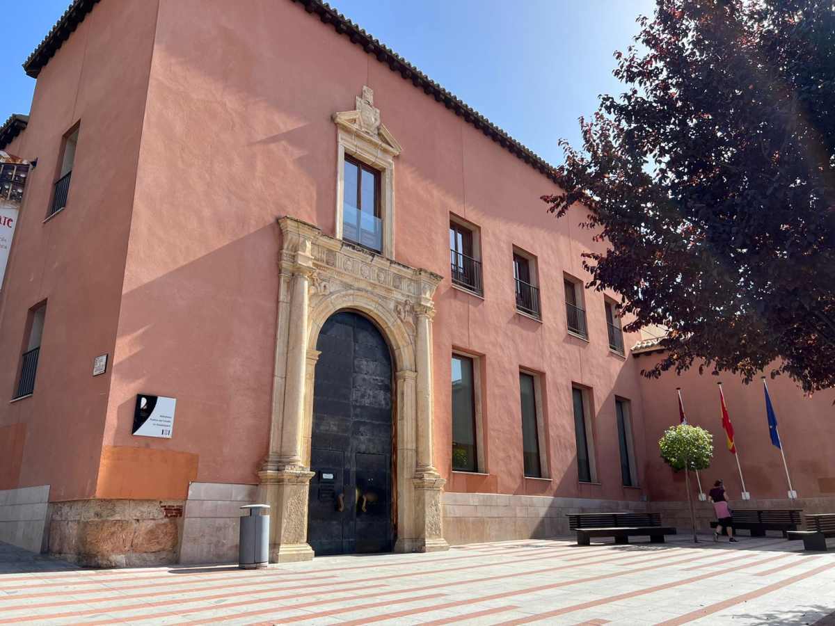 Biblioteca de Dávalos de Guadalajara