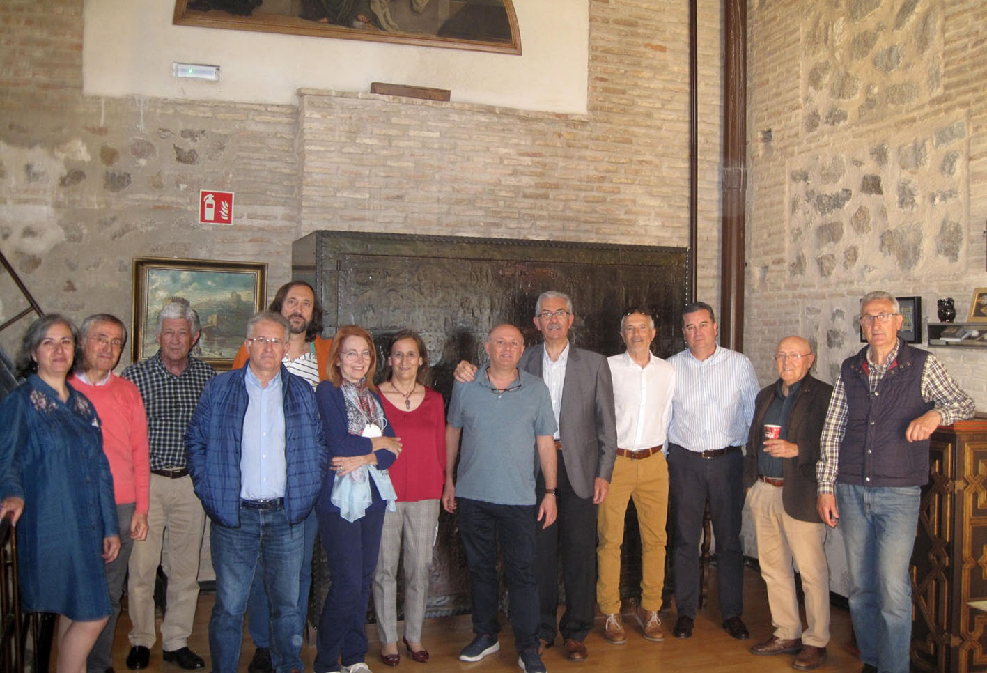 Domingo Ortega, junto a algunos de sus ya excompañeros. Archivo de Domingo Ortega.