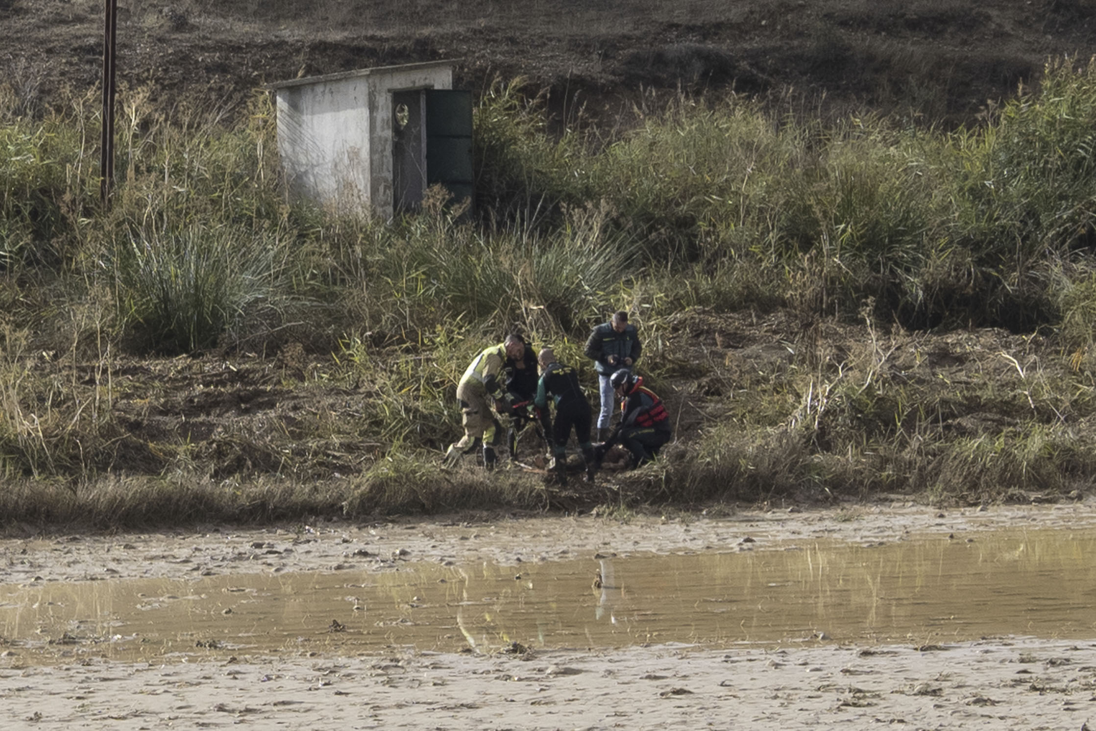 El segundo cuerpo fue hallado en una zona entre Saelices y Casas de Luján. Foto: EFE (José del Olmo).