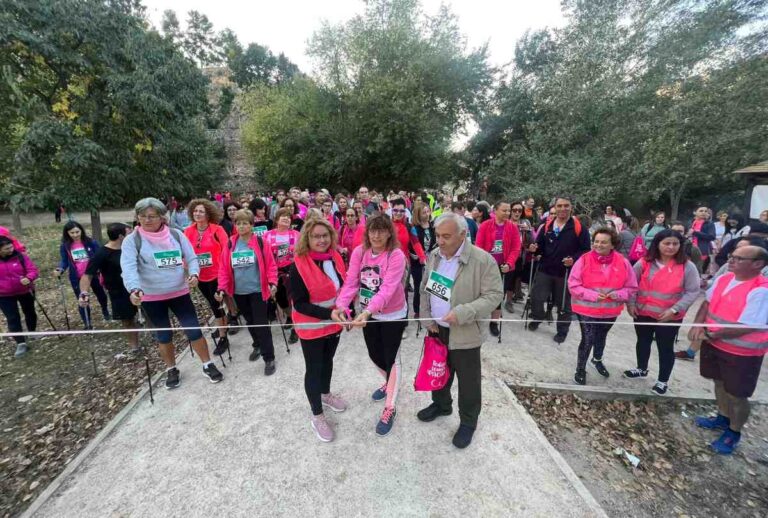 Más de 300 personas participan en la 1ª Marcha Nórdica Solidaria contra ...