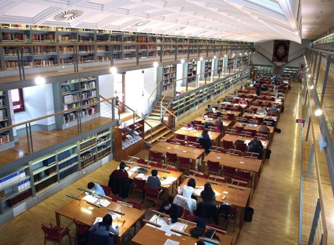 La Biblioteca de CLM cumple un cuarto de siglo.