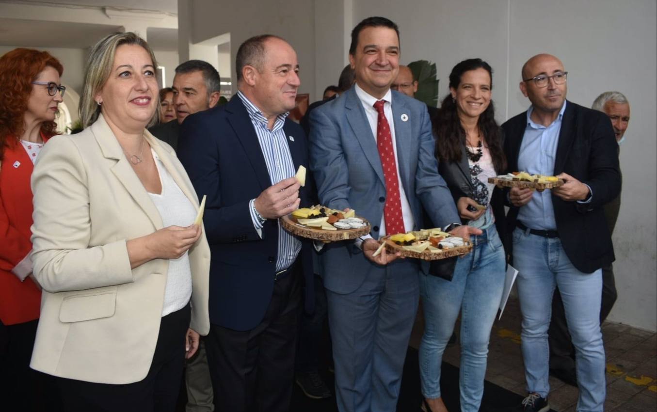 Arranca la I Feria Internacional del Queso en Albacete.