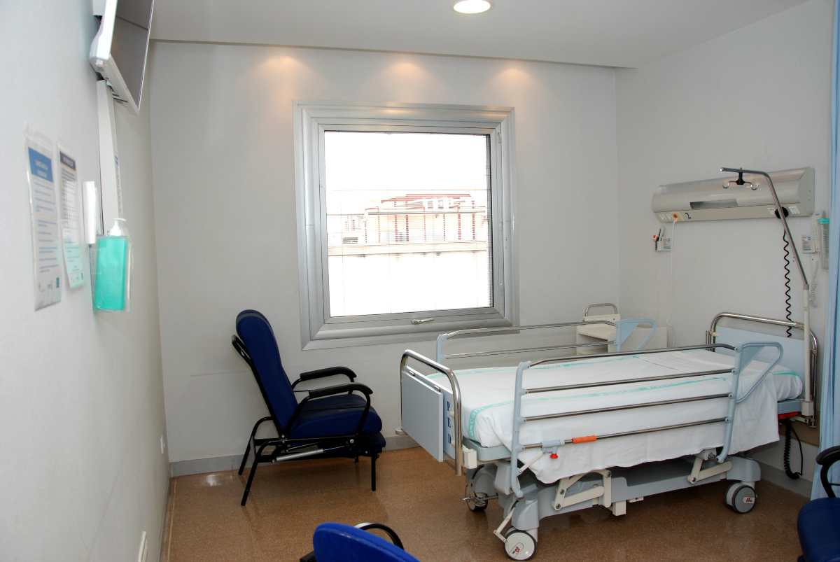 Imagen de archivo de una habitación en un hospital de Castilla-La Mancha.