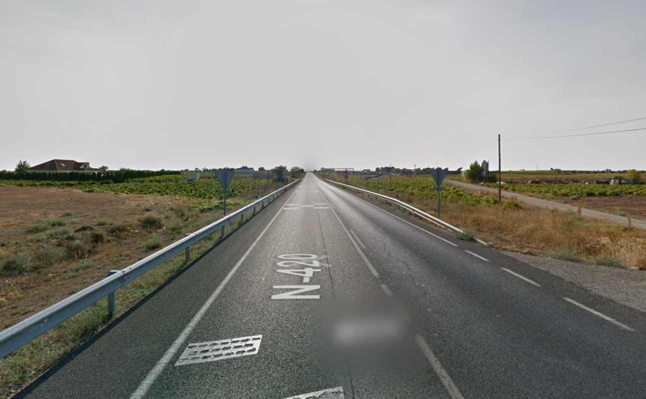 El accidente acabó siendo mortal y se produjo en la CM-420, en el término de Campo de Criptana. Foto: Google Maps.
