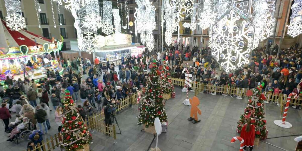 Plaza Mayor de Guadalajara con encendido de Navidadd