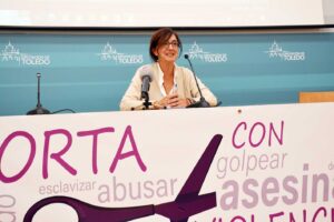 Ana Gómez informa de las ropuestas de la Diputación de Toledo para el 25N