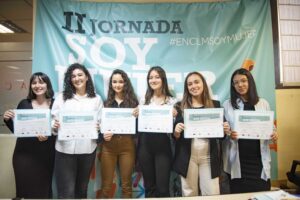 Las estudiantes de Enfermería de la UCLM que han realizado el trabajo becado por ENCLM.