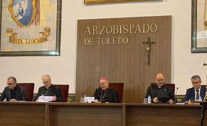El salón de Concilios del Arzobispado de Toledo acogió la presentación de la Jornada de la Iglesia Diocesana.