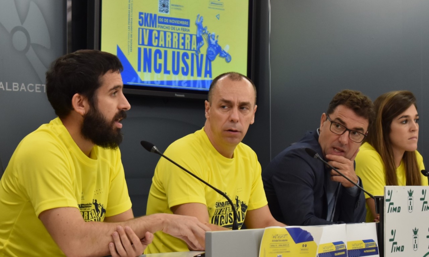 Presentan la IV Carrera Inclusiva de "Metasport CLM", en el Ayuntamiento de Albacete.