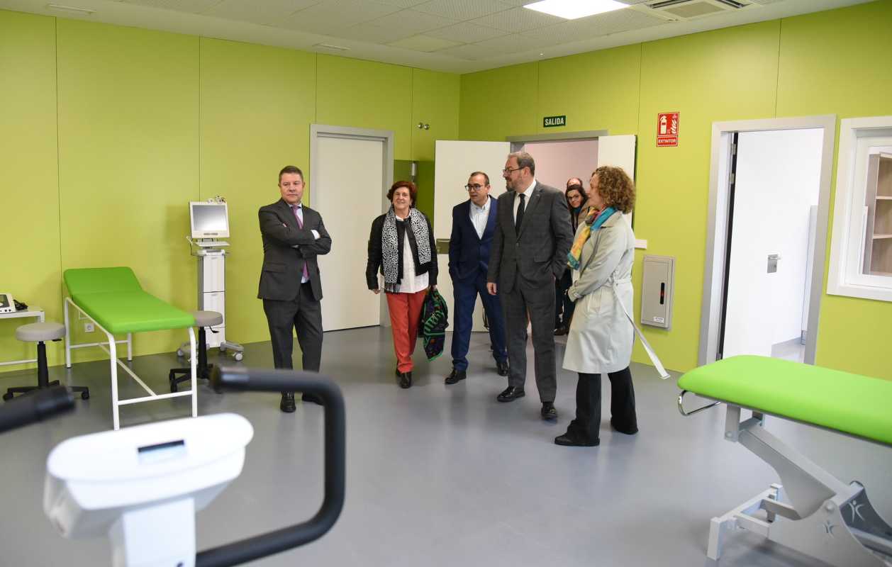 Inauguración del centro de salud de Cifuentes.