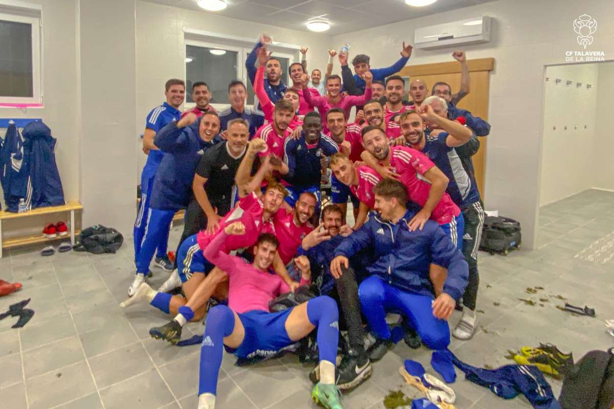 La alegría era enorme en los jugadores del Talavera. Foto: CF Talavera.