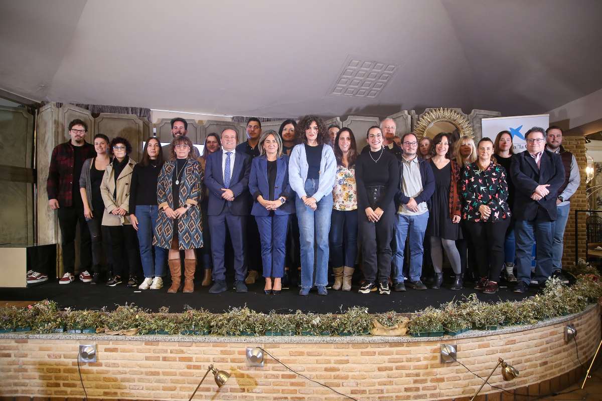 Foto de familia en la presentación de los primeros 21 proyectos del Pacto por la Inclusión.