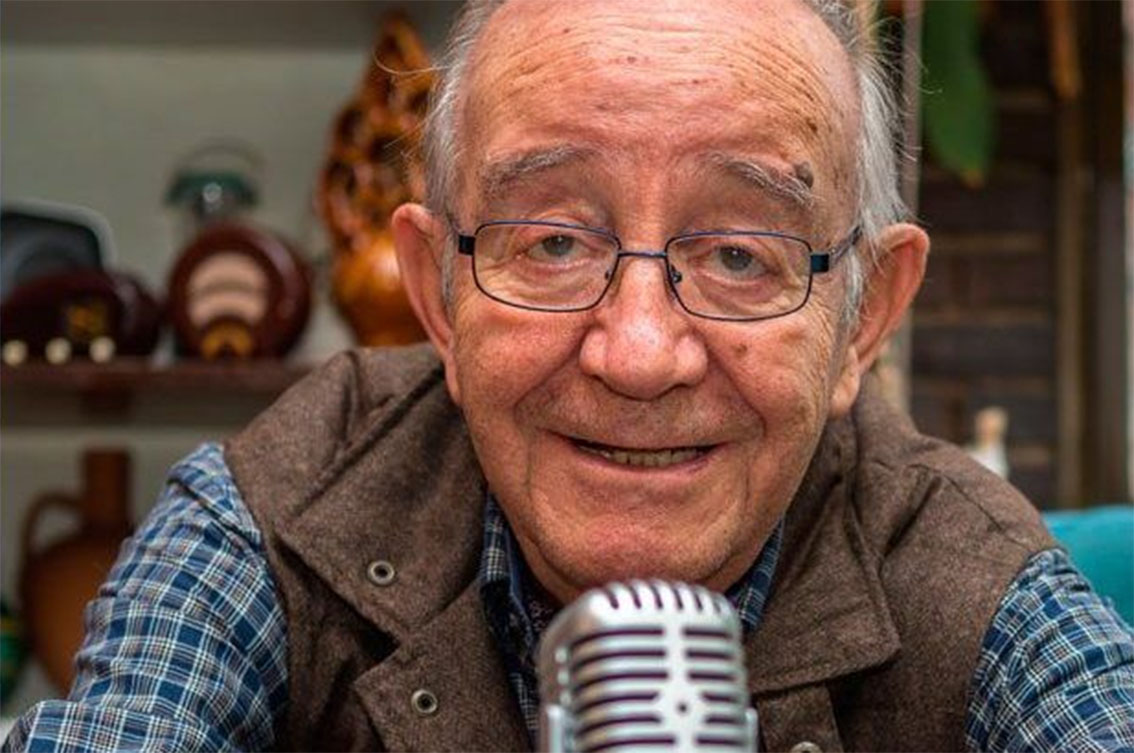 Helio Casarrubios, leyenda de la radio de Talavera. Foto: launicafm.com