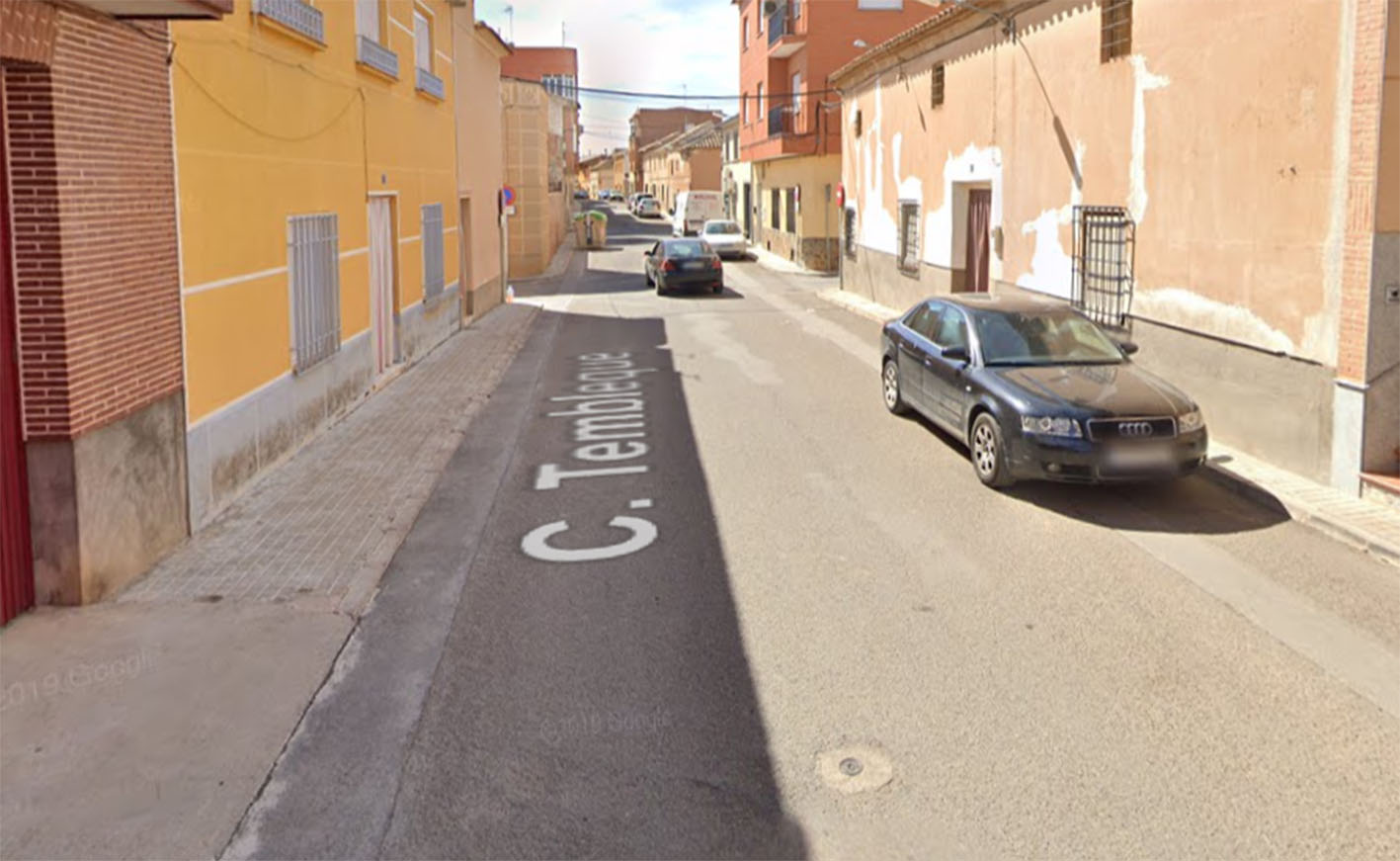 Calle Tembleque, en una de cuyas viviendas ha ocurrido el incendio.