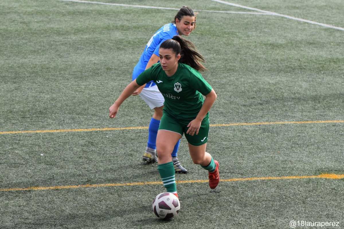 Mon admira a Alexia Putellas y Cristiano Ronaldo. Foto: Laura Pérez.