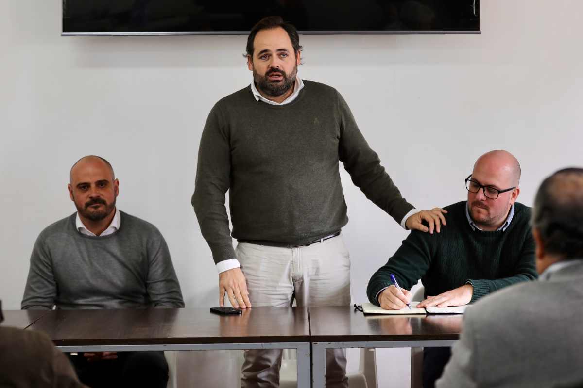 Paco Núñez, en Torremocha del Campo, con motivo del Comité de Alcaldes del Partido Popular de Guadalajara.