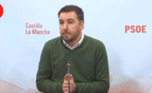 El portavoz de Empleo del grupo socialista en las Cortes de Castilla-La Mancha, Antonio Sánchez Requena (foto de archivo).