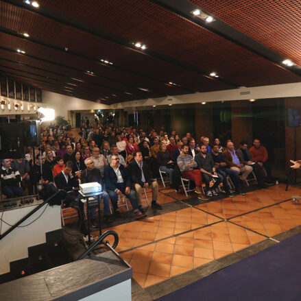 Toni Nadal se dirigió a docentes, chavales…