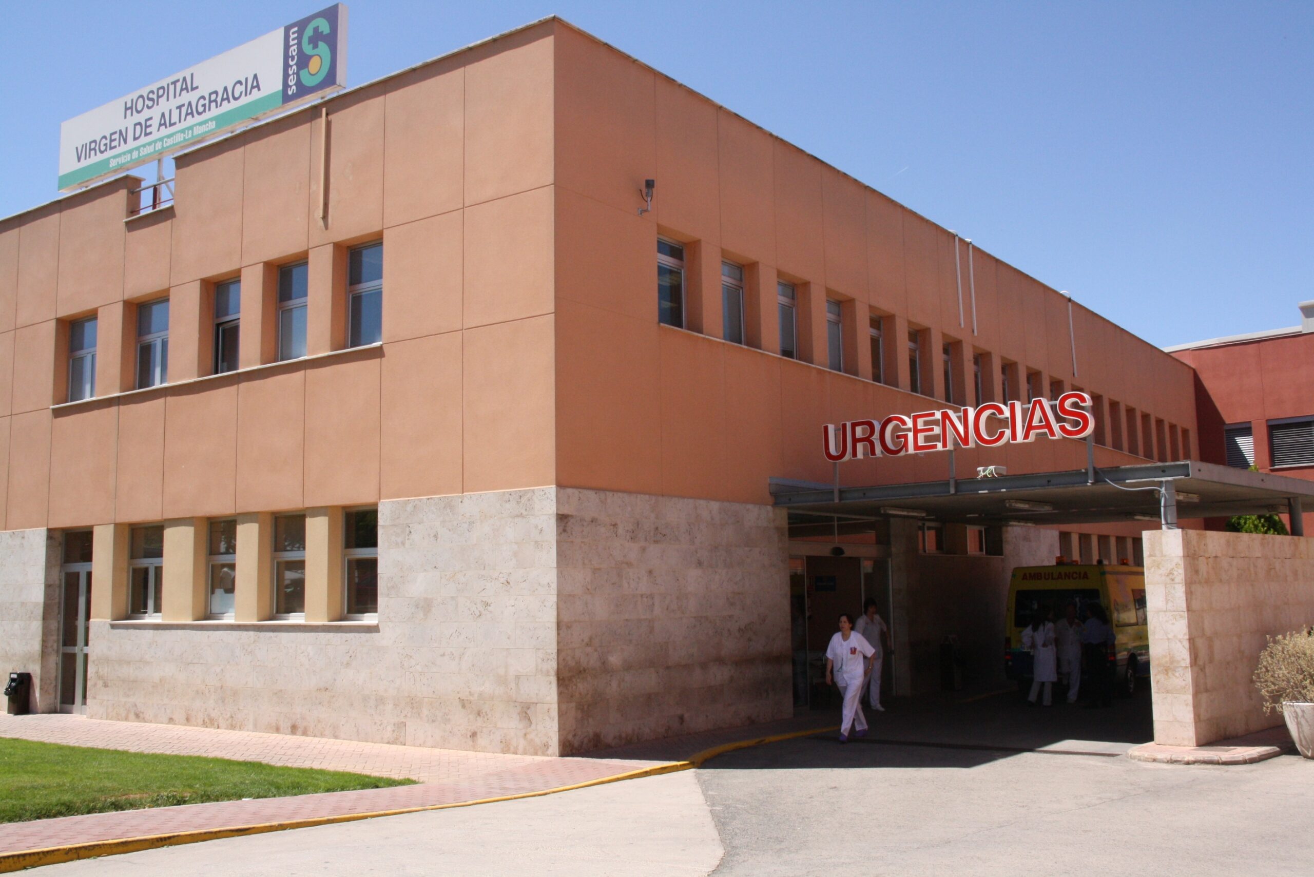 La mujer ha sido trasladada desde La Solana al Hospital de Manzanares