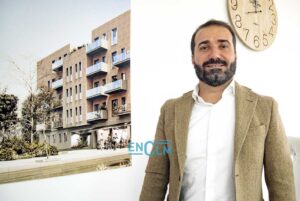 Óscar Torres, el toledano que se ha comprado un pueblo en la provincia de Zamora, lindando con Portugal. Foto: Rebeca Arango.